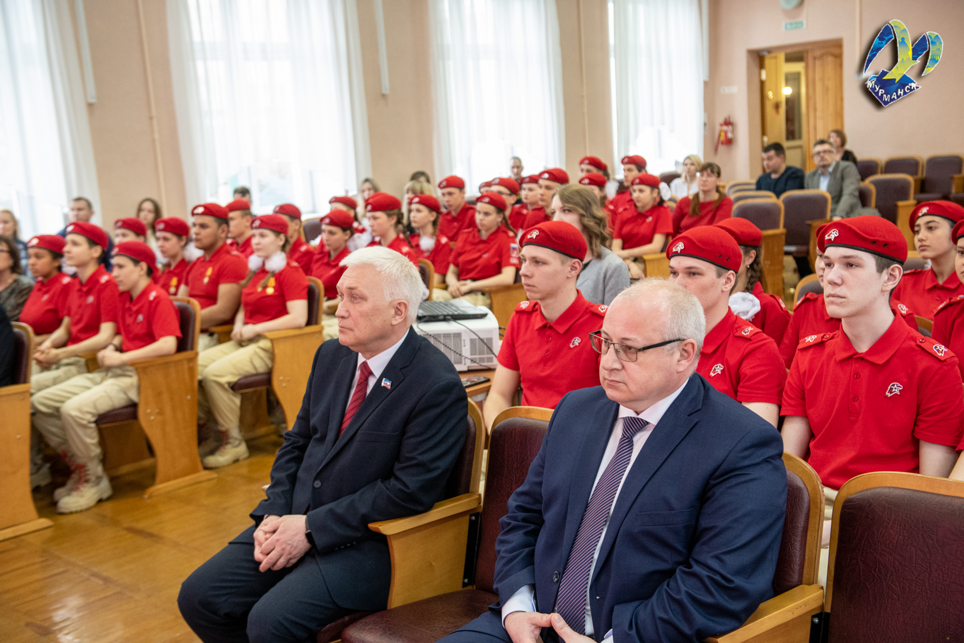 Мурманские юнармейцы получили медали Министерства обороны РФ